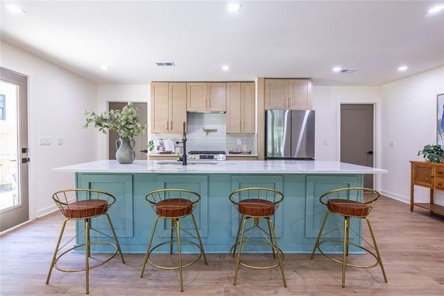 2752 Marco Drive NW, Atlanta, GA 30318