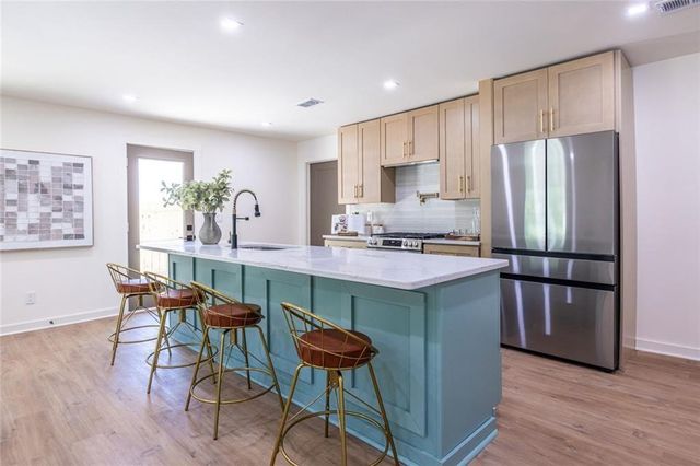 2752 Marco Drive NW, Atlanta, GA 30318