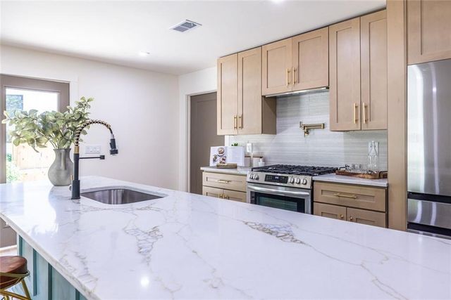 2752 Marco Drive NW, Atlanta, GA 30318