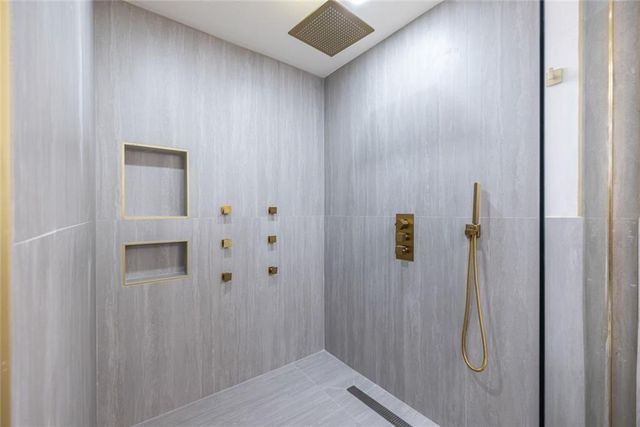 2752 Marco Drive NW, Atlanta, GA 30318