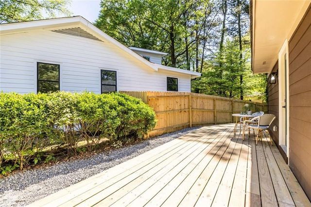 2752 Marco Drive NW, Atlanta, GA 30318