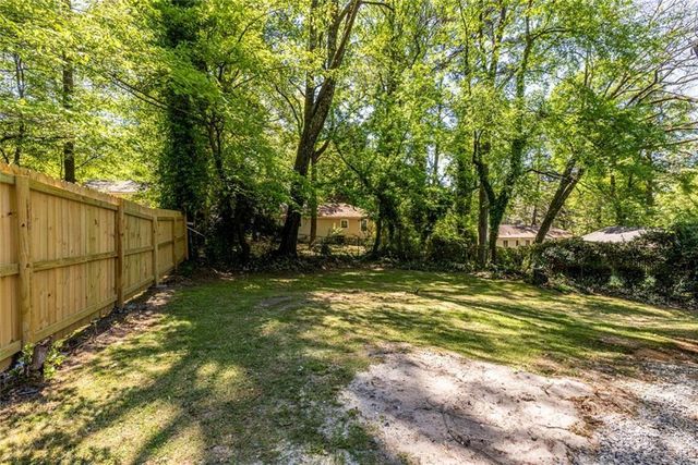 2752 Marco Drive NW, Atlanta, GA 30318