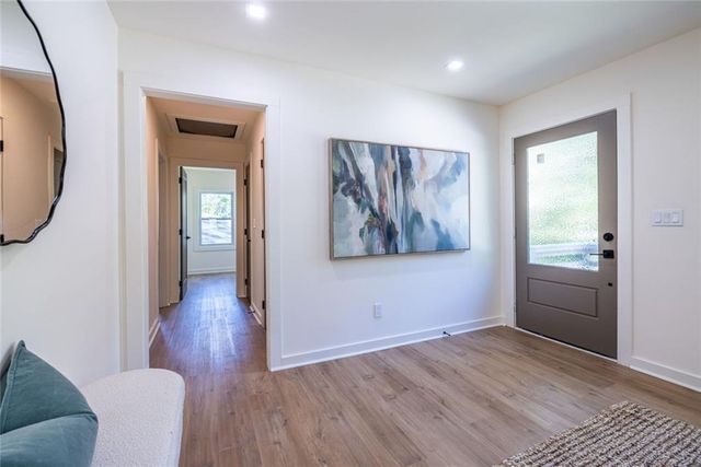 2752 Marco Drive NW, Atlanta, GA 30318