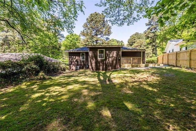 2752 Marco Drive NW, Atlanta, GA 30318