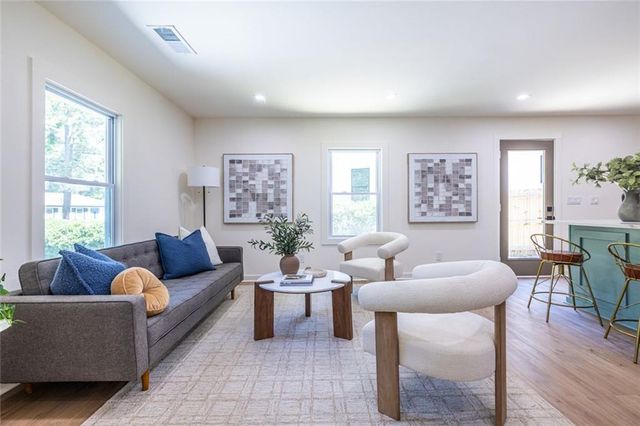 2752 Marco Drive NW, Atlanta, GA 30318