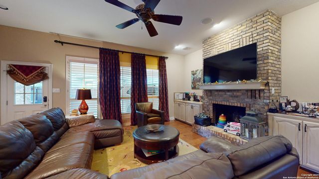 19214 AUTUMN GDN, San Antonio, TX 78258