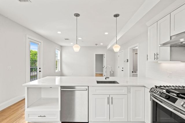 4 Wakefield Ave 4, Wakefield, MA 01880