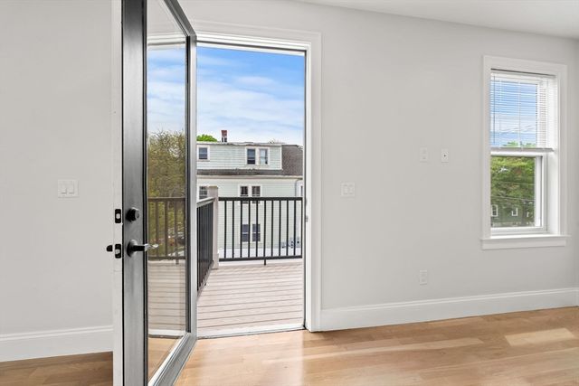 4 Wakefield Ave 4, Wakefield, MA 01880