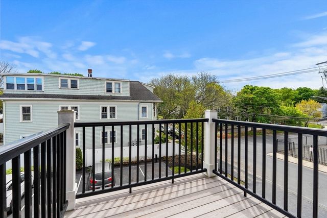 4 Wakefield Ave 4, Wakefield, MA 01880