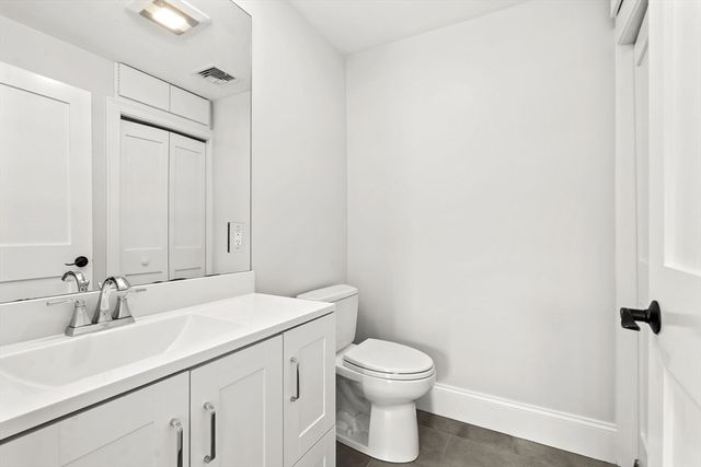 4 Wakefield Ave 4, Wakefield, MA 01880
