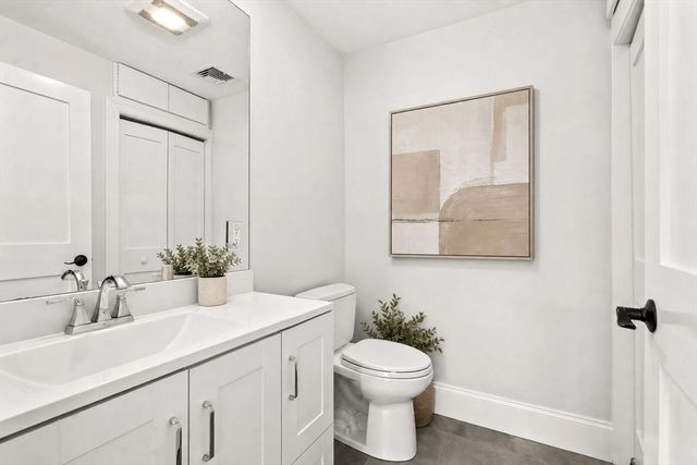 4 Wakefield Ave 4, Wakefield, MA 01880