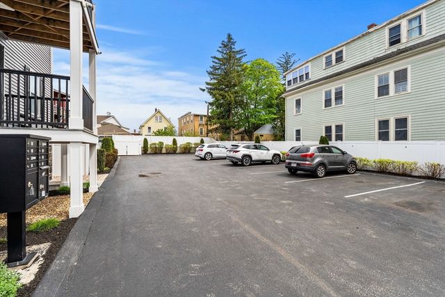 4 Wakefield Ave 4, Wakefield, MA 01880