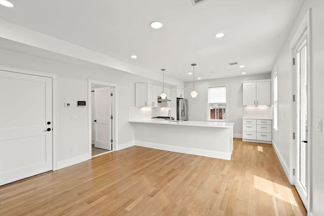 4 Wakefield Ave 4, Wakefield, MA 01880