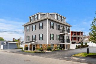4 Wakefield Ave 4, Wakefield, MA 01880