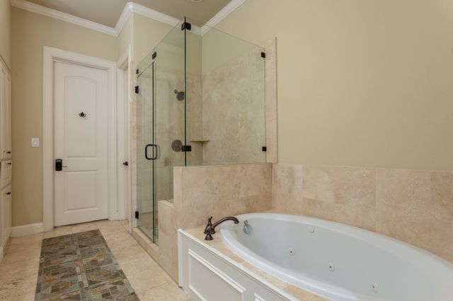 5801 Hillcrest Avenue 9, University Park, TX 75205