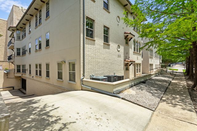 5801 Hillcrest Avenue 9, University Park, TX 75205