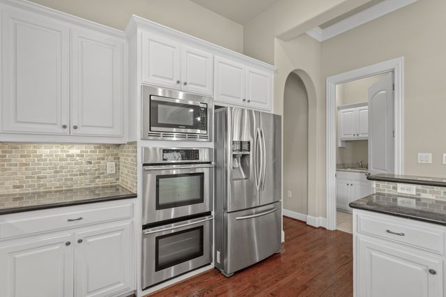 5801 Hillcrest Avenue 9, University Park, TX 75205