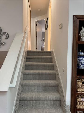 3877 Westlyn Drive, Lake Orion Village, MI 48359