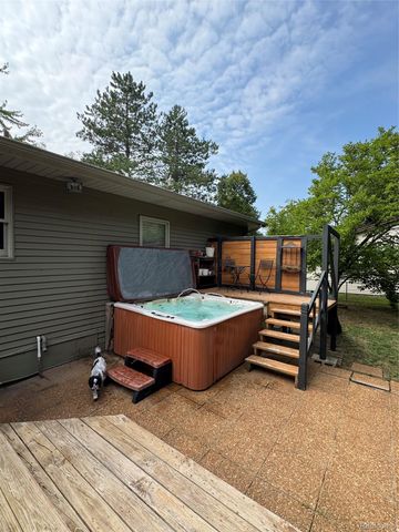 3877 Westlyn Drive, Lake Orion Village, MI 48359