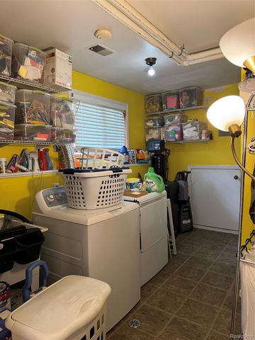 3877 Westlyn Drive, Lake Orion Village, MI 48359