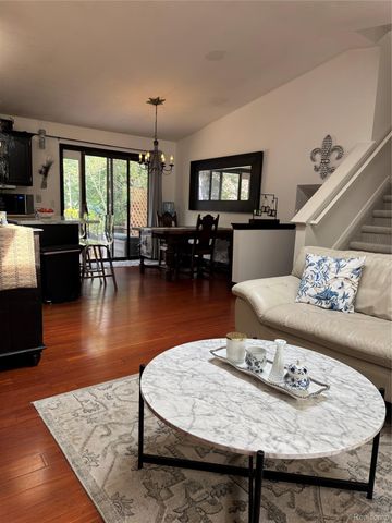 3877 Westlyn Drive, Lake Orion Village, MI 48359