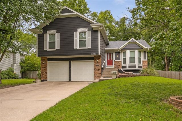 15820 W 123rd Street, Olathe, KS 66062