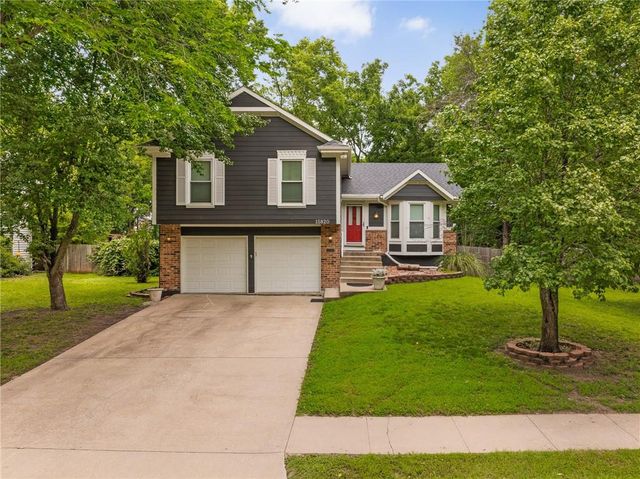 15820 W 123rd Street, Olathe, KS 66062