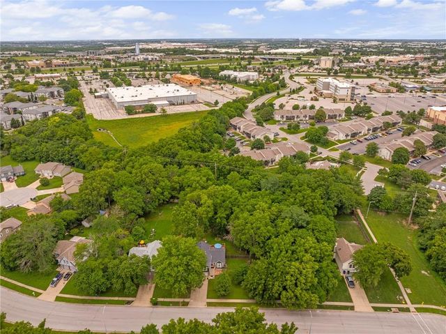 15820 W 123rd Street, Olathe, KS 66062