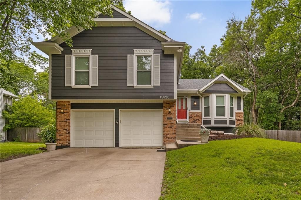 15820 W 123rd Street, Olathe, KS 66062