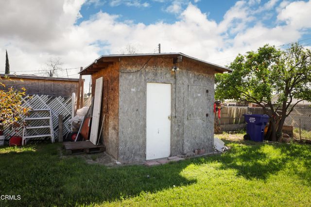 1318 Vale Street, Bakersfield, CA 93307