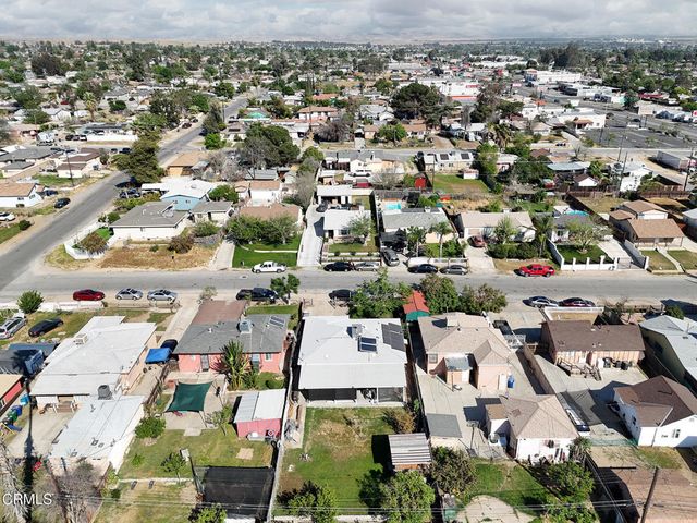 1318 Vale Street, Bakersfield, CA 93307
