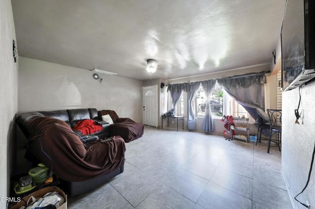 1318 Vale Street, Bakersfield, CA 93307