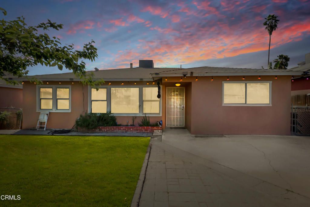 1318 Vale Street, Bakersfield, CA 93307