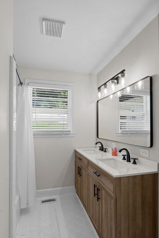 213 Riverwood Dr, Hendersonville, TN 37075