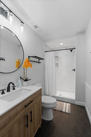 213 Riverwood Dr, Hendersonville, TN 37075