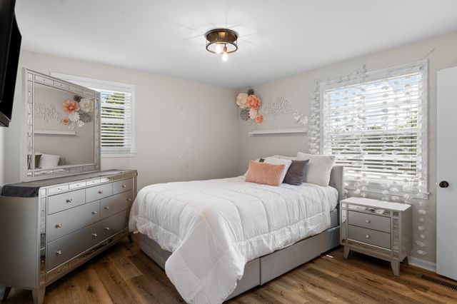 213 Riverwood Dr, Hendersonville, TN 37075