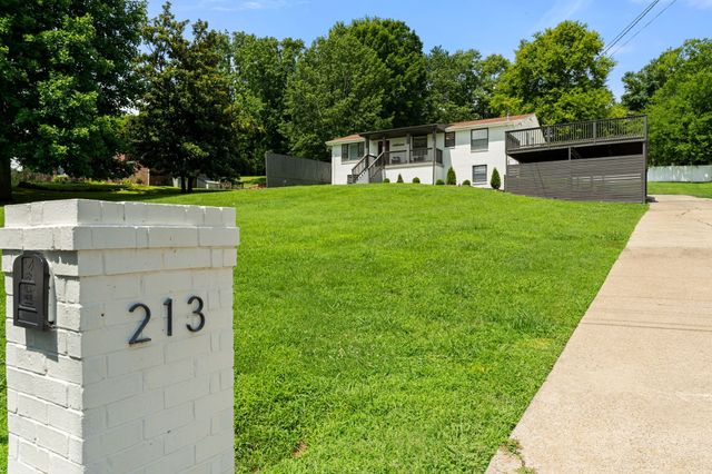 213 Riverwood Dr, Hendersonville, TN 37075