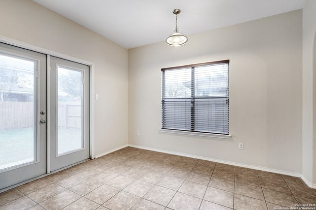 10410 WESER LN, Helotes, TX 78023