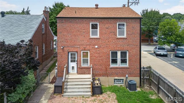 6014 Potomac Street, St Louis, MO 63139