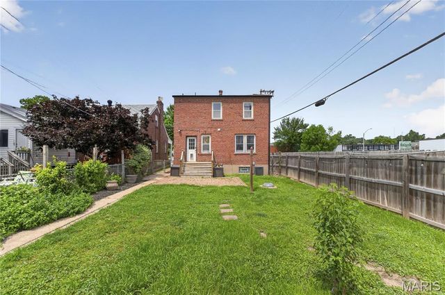 6014 Potomac Street, St Louis, MO 63139