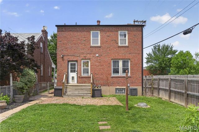 6014 Potomac Street, St Louis, MO 63139
