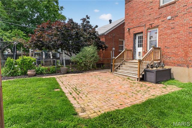 6014 Potomac Street, St Louis, MO 63139