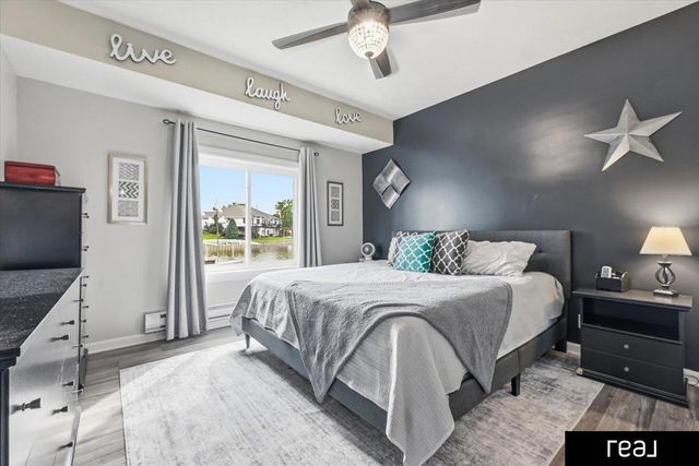 1070 Waters Edge Court, Carter Lake, IA 51510