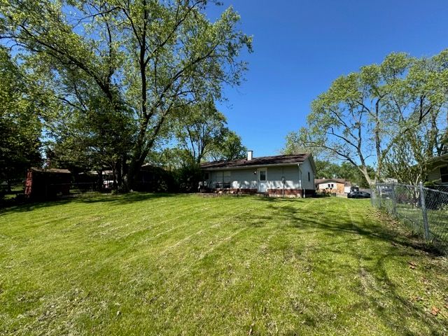1123 Cedar Lane, Elk Grove Village, IL 60007