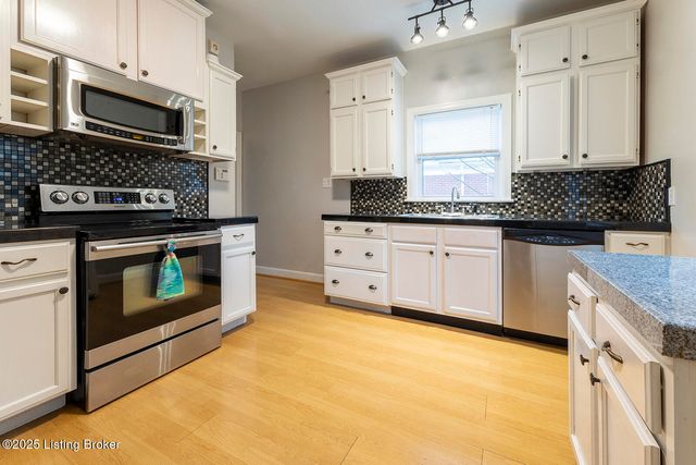 505 Oxford Pl, Louisville, KY 40207