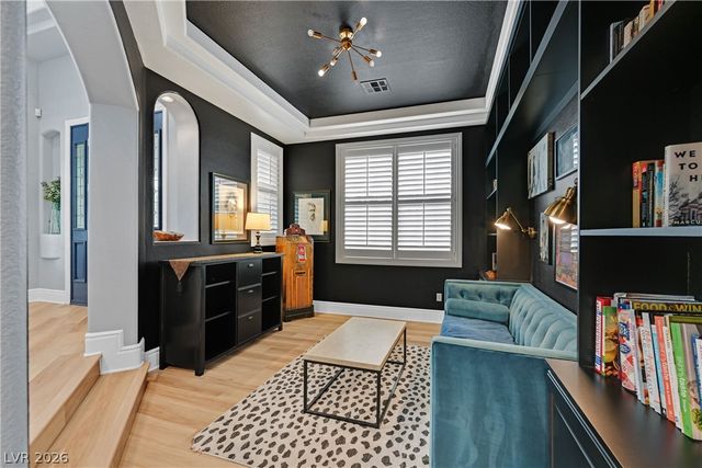 269 Hickory Hollow Avenue, Las Vegas, NV 89123