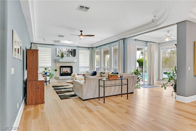 269 Hickory Hollow Avenue, Las Vegas, NV 89123