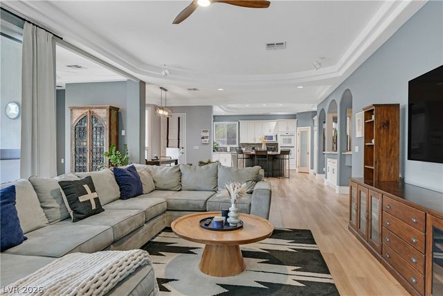 269 Hickory Hollow Avenue, Las Vegas, NV 89123