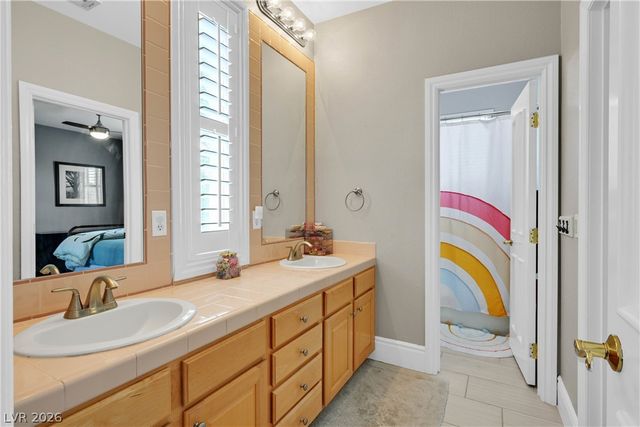 269 Hickory Hollow Avenue, Las Vegas, NV 89123