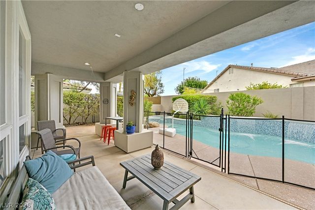 269 Hickory Hollow Avenue, Las Vegas, NV 89123